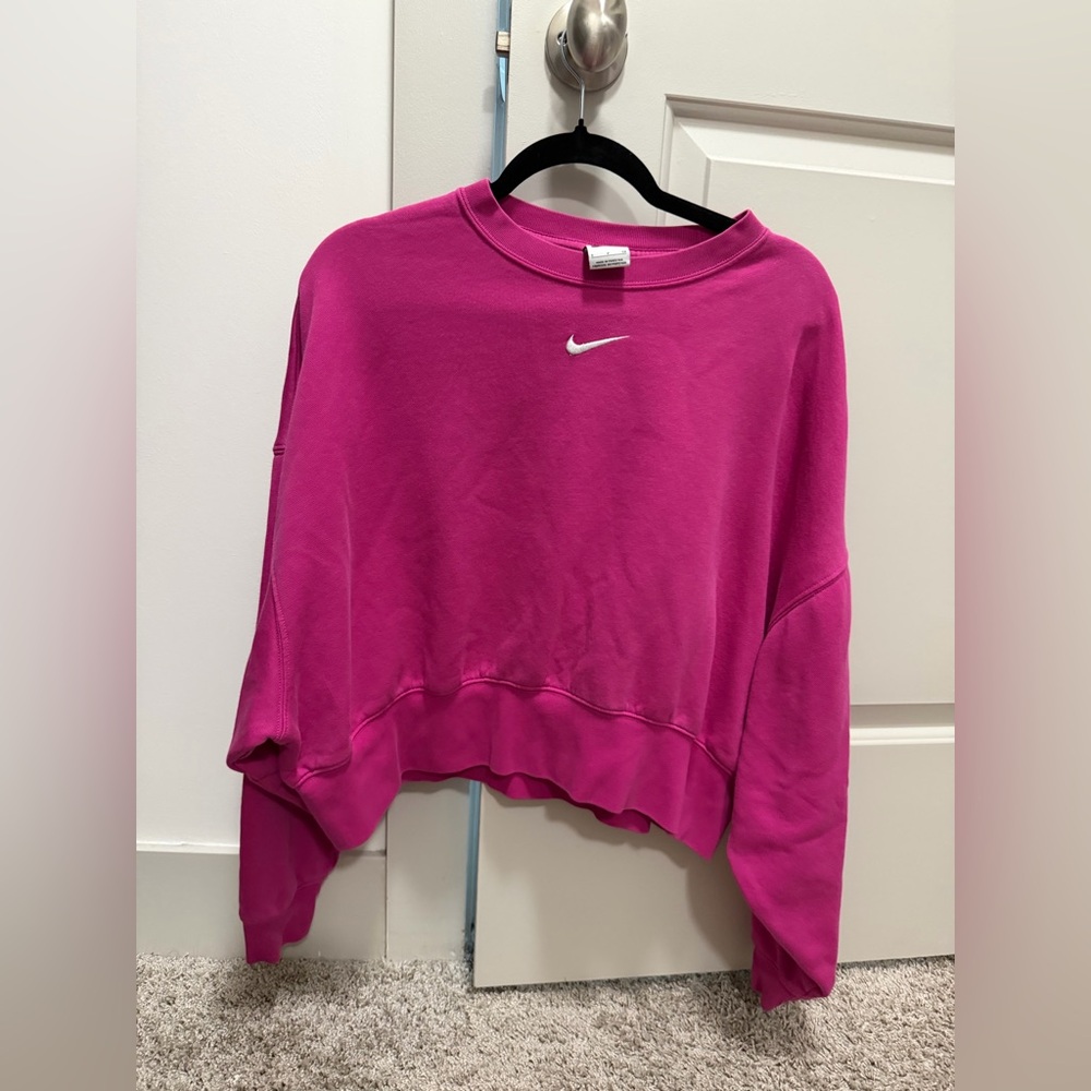 Nike Small Purple Sweatshirt. 💕⚡️